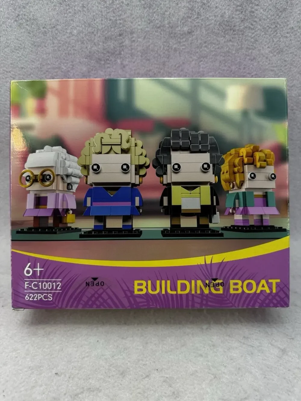 New In Box Sealed Golden Girls Figures Building Block Set 622 pcs Ages 6+